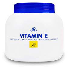 Vitamin E Moisturizing Cream Enriched wi...